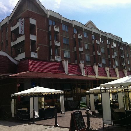 Petrosani Camere De Inchiriat - Hotel Petroshani Srl ภายนอก รูปภาพ