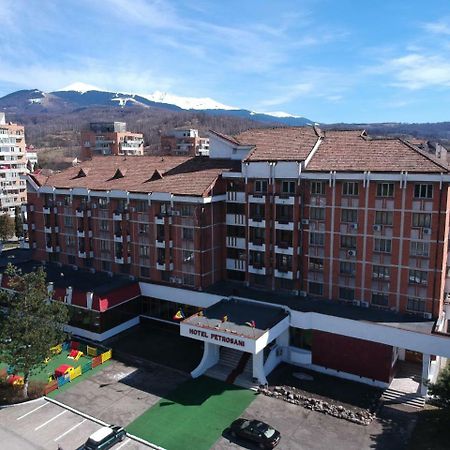 Petrosani Camere De Inchiriat - Hotel Petroshani Srl ภายนอก รูปภาพ